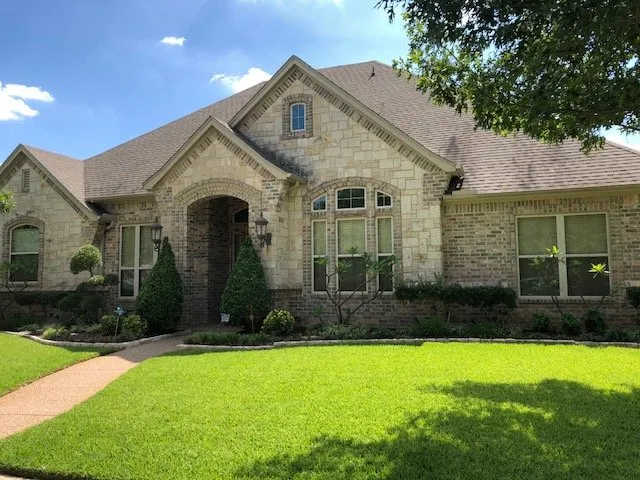gutter installations in the Dallas/Ft Worth